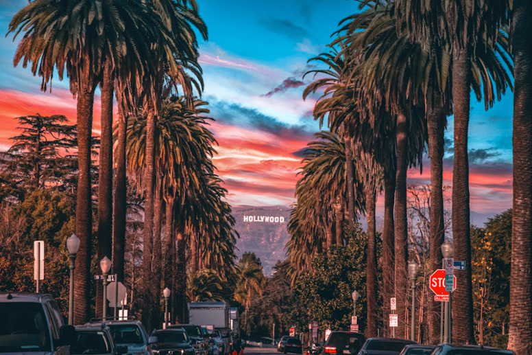 LA